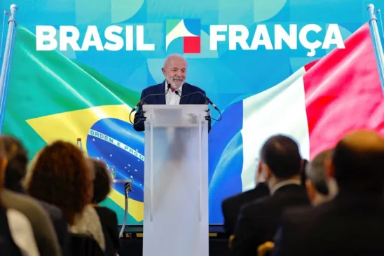 Lula anuncia R$ 100 bilhões em investimentos de empresários franceses no Brasil