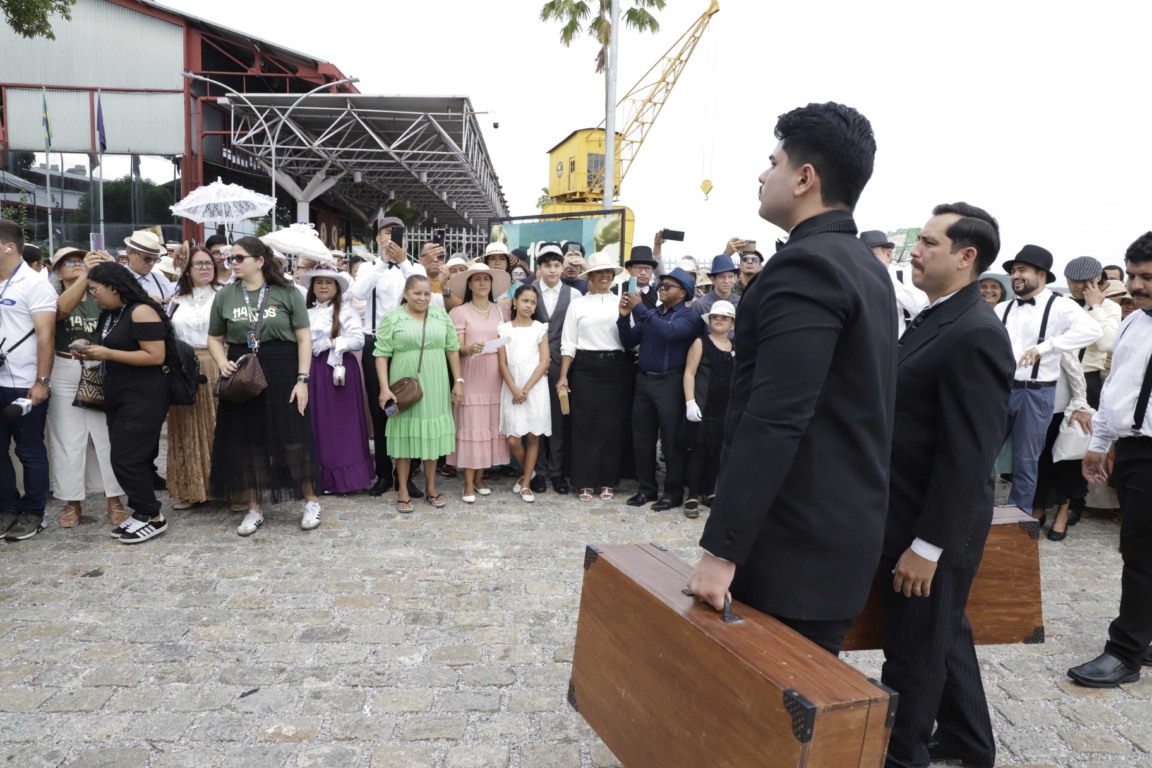 A Assembleia de Deus iniciou as celebrações pelos 114 anos de fundação da igreja com a tradicional reconstituição da chegada dos missionários suecos Gunnar Vingren e Daniel Berg