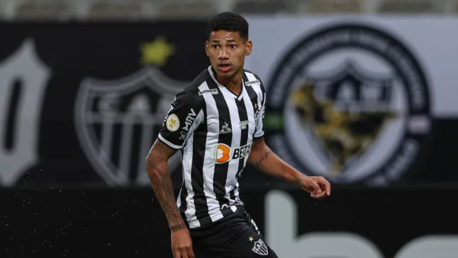 O Remo anunciou nesta terça-feira (10/6) a contratação do atacante Marrony, de 26 anos. O jogador pertence ao Midtjylland, da Dinamarca