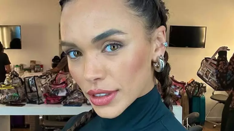 No ar como a lutadora Bárbara em "Dona de Mim" (Globo), a atriz Giovana Cordeiro, 28, diz que foi estuprada quando tinha 18 ano