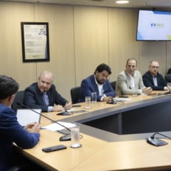 Na reunião, o conselheiro Fernando Ribeiro ressaltou o atual cenário em que se encontra o sistema de distribuição de energia em várias regiões do Pará