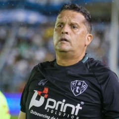 O técnico Claudinei Oliveira chegou e começou a mudar o panorama no Paysandu - Foto: Jorge Luis Totti/PSC