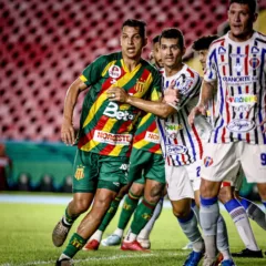 Sampaio Corrêa e Ceará entram em campo neste sábado (7), às 17h30 (de Brasília), no Estádio Castelão, em São Luís (MA)