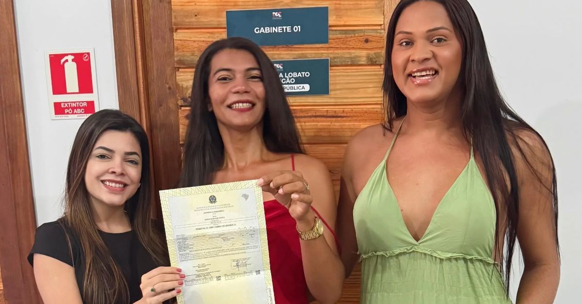 Natural de Imperatriz (MA), Leona enfrentou barreiras geográficas e burocráticas para conseguir a nova certidão, Natural de Imperatriz (MA), Leona enfrentou barreiras geográficas e burocráticas para conseguir a nova certidão,