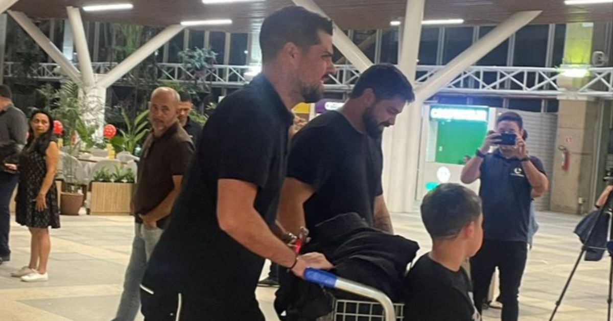 O Clube do Remo tem um novo comandante. O técnico português António Oliveira desembarcou em Belém, na madrugada desta segunda-feira (16)