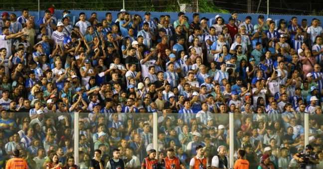 A Fiel bicolor está na bronca com o time, que ainda não venceu na Série B - Foto: Jorge Luis Totti/PSC