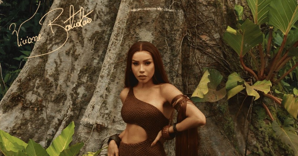 Viviane Batidão lançou nesta quinta-feira (19), às 20h (horário de Brasília), o single “Só no Pará”, uma verdadeira declaração de amor ao povo paraense.