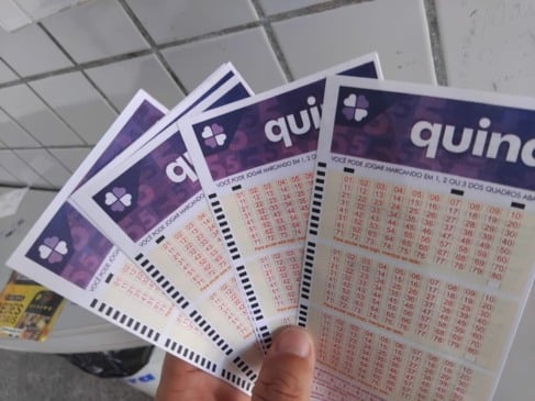 A Caixa Econômica Federal realizou o sorteio do concurso 6754 da Quina nesta quinta-feira (12) e elevou a expectativa dos apostadores em todo o país