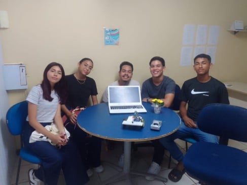 Pela primeira vez na história do Movimento República de Emaús, adolescentes da periferia de Belém participam da etapa estadual da Olimpíada Brasileira de Robótica