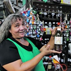 Banhos de São João já estão à venda no Ver-o-Peso para atrair boas energias