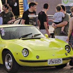 Festival gratuito exibe carros raros, motos antigas e shows ao vivo em Belém