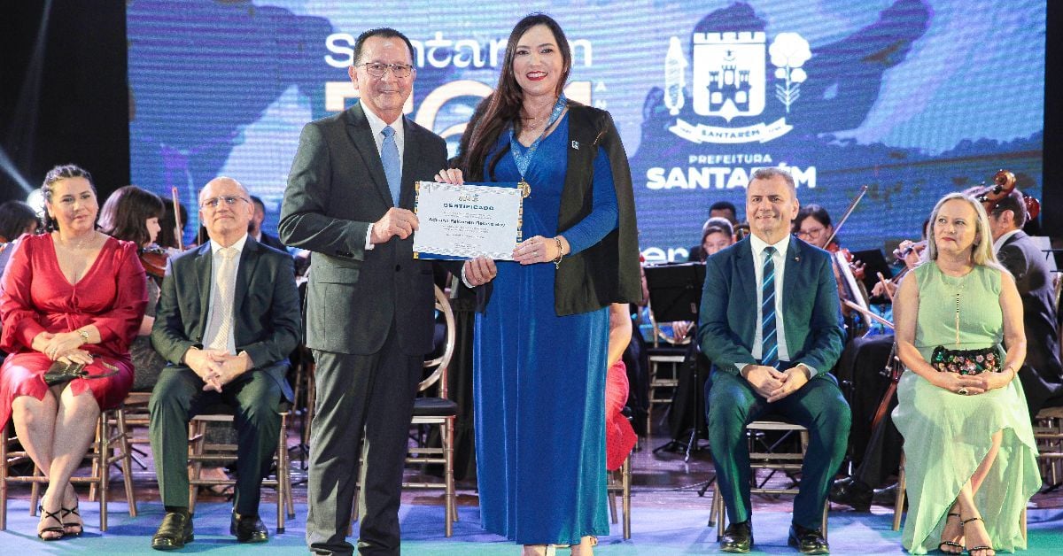 Natural de Santarém, Adriana tem uma história de dedicação à cidade desde a infância. Natural de Santarém, Adriana tem uma história de dedicação à cidade desde a infância.