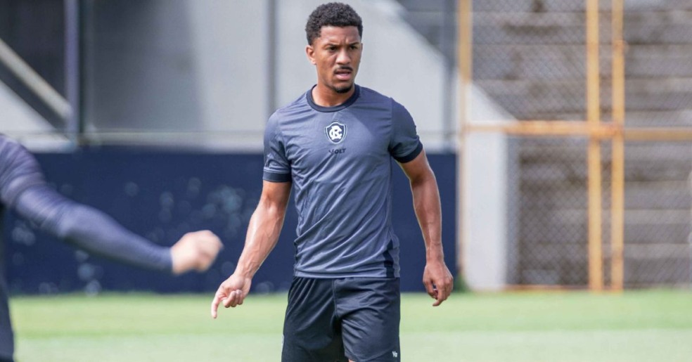 Atacante remista acredita que uma semana cheia para treinar fará diferença - Foto: Samara Miranda/Remo
