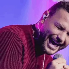 O cantor Lenno Ferreira, vocalista da banda Desejo de Menina, foi preso na madrugada deste domingo (1º de junho), após se apresentar com a banda