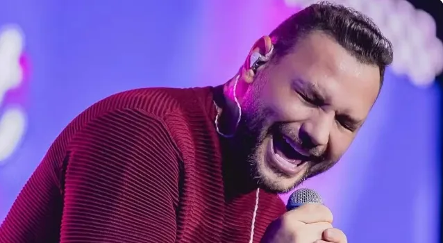 O cantor Lenno Ferreira, vocalista da banda Desejo de Menina, foi preso na madrugada deste domingo (1º de junho), após se apresentar com a banda