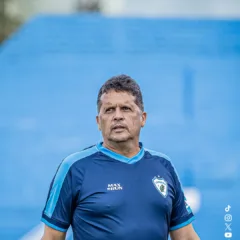 Claudinei Oliveira rescindiu contrato com o Londrina, da Série C, na manhã desta quarta-feira (4)