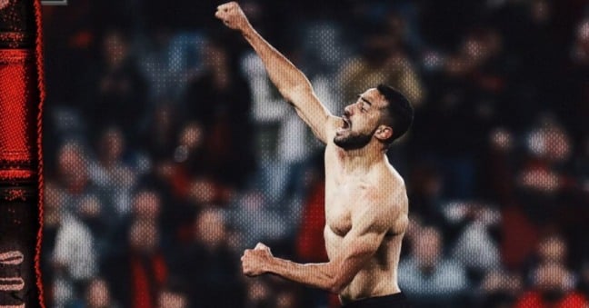 O Remo voltou a perder jogando fora de casa e caiu diante do Athletico-PR depois de estar vencendo por 1 a 0.