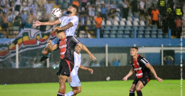 O confronto contra o Remo está marcado para o próximo sábado, dia 21, às 18h30, no Estádio Mangueirão.