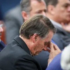 Saudosista da ditadura militar (1964-1985) e de seus métodos antidemocráticos e de tortura, o ex-presidente já foi condenado pelo TSE por ataques e mentiras sobre o sistema eleitoral