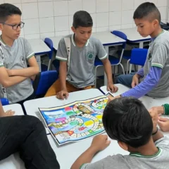 Escola Estadual de Belém promove 'Mini COP 30' sobre o clima