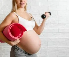 A gravidez é um período de transformações no corpo e na rotina, mas isso não significa que a atividade física deva ficar de lado. 