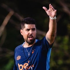 Antônio Oliveira é o primeiro europeu no comando técnico remista - Foto: Paulo Paiva/Sport