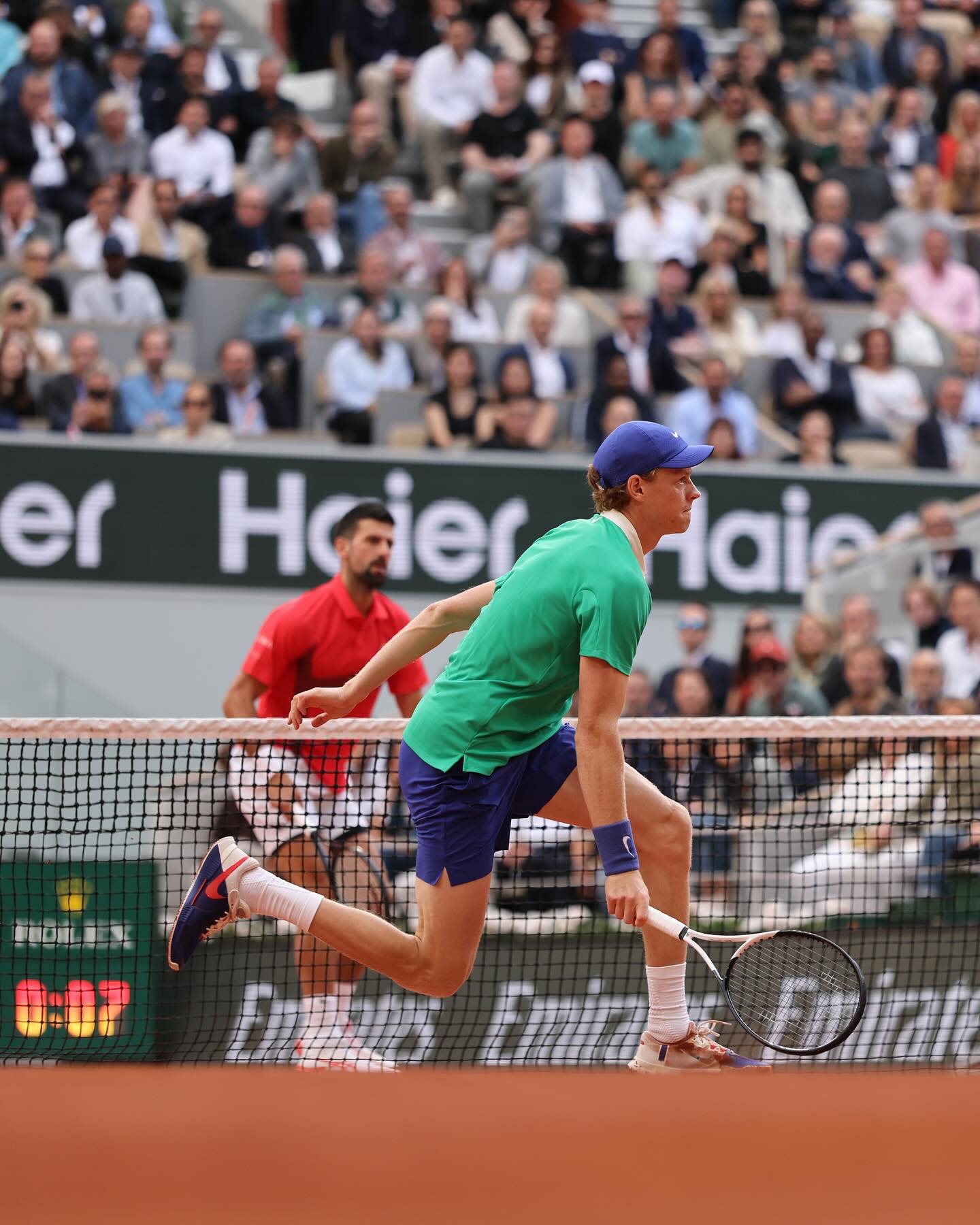 Para tudo que Novak Djokovic, Jannik Sinner tinha uma resposta à altura.