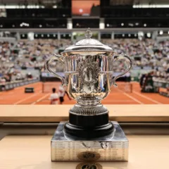 Final inédita e histórica: Sinner e Alcaraz disputam o título de Roland Garros