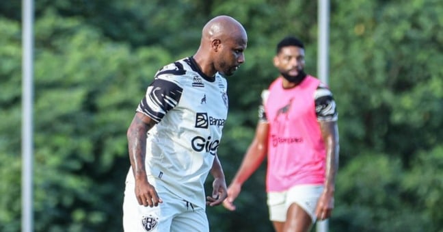 Ronaldo Henrique é um dos favoritos pelo posto de Vilela, suspenso - Foto: Matheus Vieira/PSC