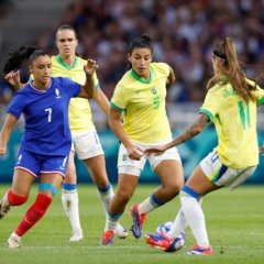 A Seleção Brasileira Feminina vai enfrentar a França, às 16h10, nesta sexta-feira (27), no Stade Del Alpes, em Grenoble.