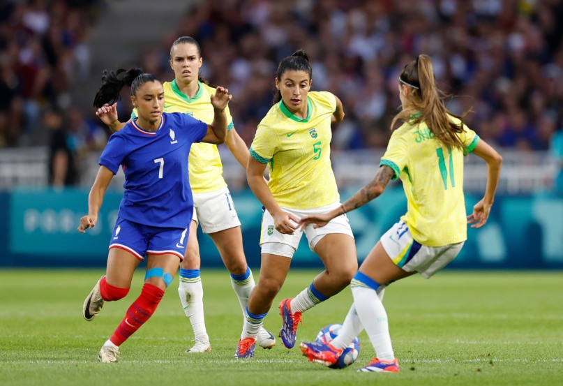 A Seleção Brasileira Feminina vai enfrentar a França, às 16h10, nesta sexta-feira (27), no Stade Del Alpes, em Grenoble.