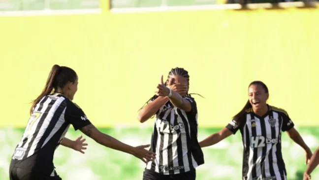 Na tarde desta quarta-feira (11), o Atlético-MG garantiu vaga na terceira fase da Copa do Brasil Feminina ao vencer o Paysandu por 4 a 0