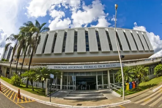 Os candidatos inscritos no concurso para Juiz Federal Substituto do TRF1 realizam neste domingo, 15 de junho de 2025, a prova objetiva.