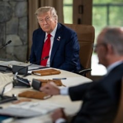Assumindo de vez o protagonismo político na guerra entre Israel e o Irã, o presidente Donald Trump exigiu que a teocracia persa se renda incondicionalmente.