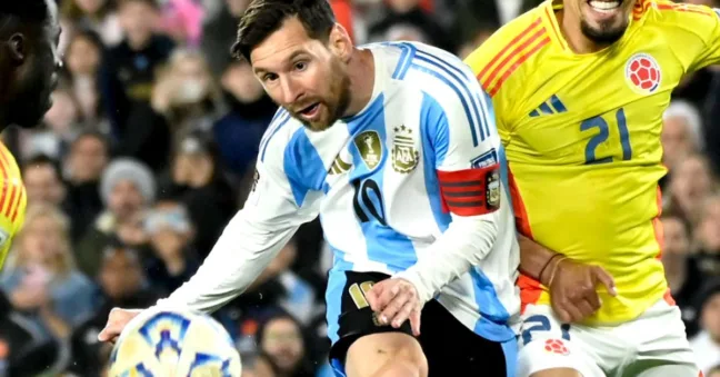 A Argentina chegou aos 35 pontos e se manteve na liderança já consumada das Eliminatórias.
