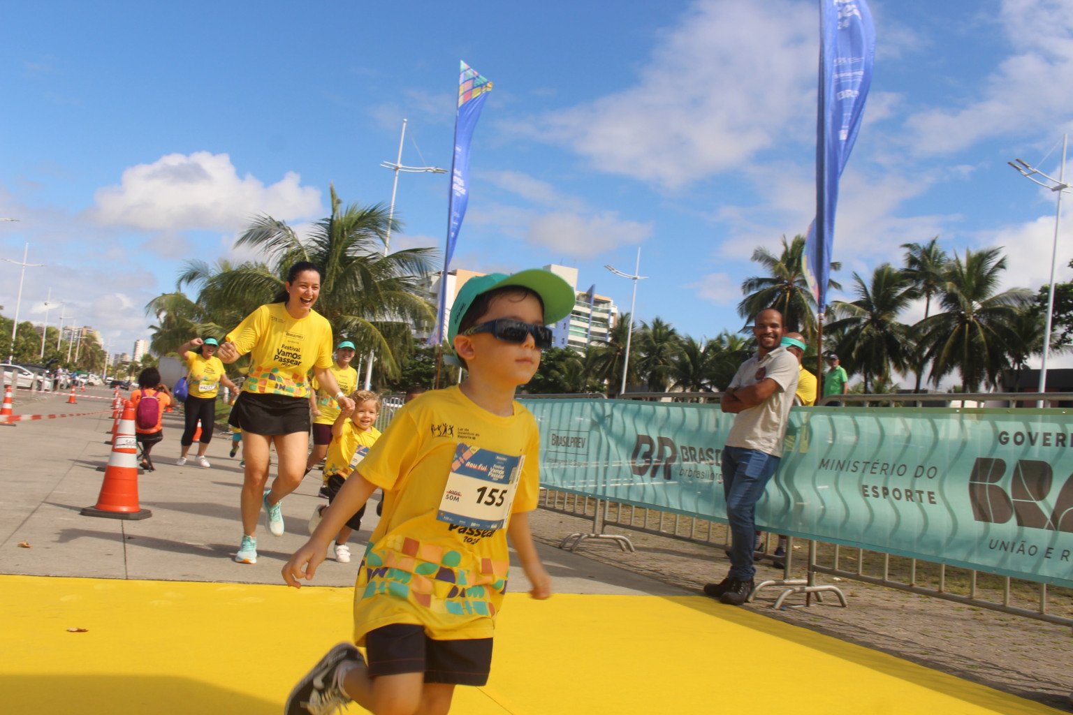Evento será no Portal da Amazônia e reúne programação para todas as idades; participação em caminhada, passeio de bike e corrida infantil exige inscrição prévia