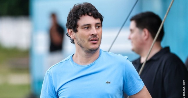 O presidente ainda ressaltou que o elenco conta com reforços que nem estrearam e que a diretoria segue atenta ao mercado.