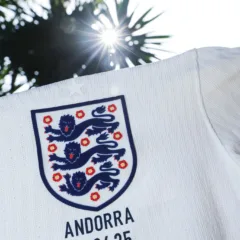 Andorra e Inglaterra se enfrentam nesta sexta-feira (7/6), às 13h (horário de Brasília), no RCDE Stadium, em Cornella, pela terceira rodada das Eliminatórias