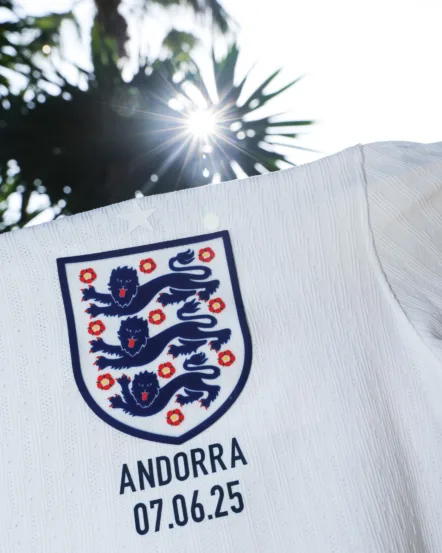 Andorra e Inglaterra se enfrentam nesta sexta-feira (7/6), às 13h (horário de Brasília), no RCDE Stadium, em Cornella, pela terceira rodada das Eliminatórias