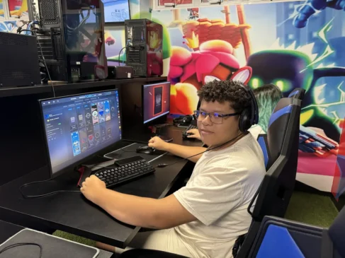 O Governo do Pará abriu as inscrições para a Colônia de Férias da 1ª Arena Gamer Pública do Norte do país, localizada no Estádio Olímpico do Pará