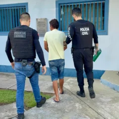 Ele tinha um mandado de prisão preventiva e de busca e apreensão pelo crime de estupro de vulnerável contra uma criança de 11 anos.