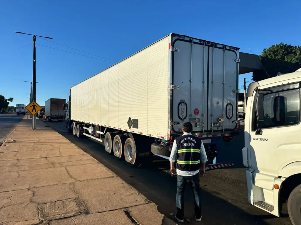 Para cobrar o ICMS e a multa foi lavrado Termo de Apreensão e Depósito (TAD), no valor de R$ 218.705,16.