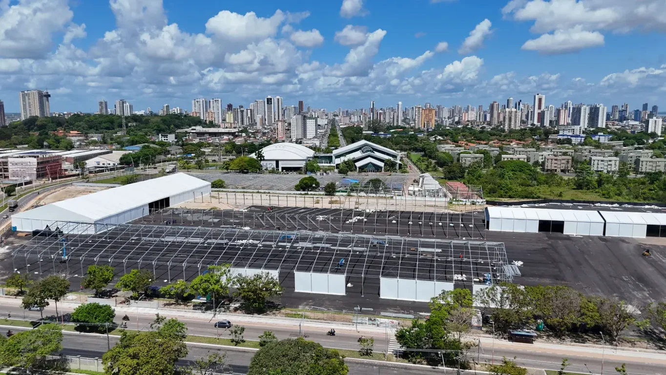 Espaço de 500 mil m² se transforma e recebe pavilhões, plenárias e escritórios das delegações. Mais um legado de lazer e inclusão para a população.