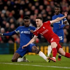Morte de Diogo Jota comove o mundo do futebol; jogador do Liverpool morre em acidente na Espanha