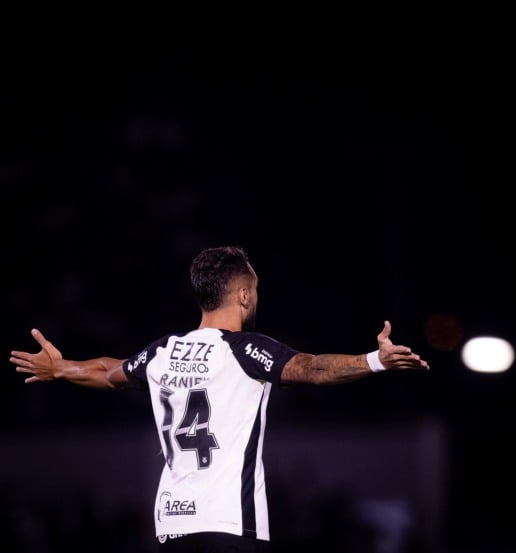 Corinthians e Red Bull Bragantino se enfrentam neste domingo (13/7), às 19h, na Neo Química Arena, pela 13ª rodada do Campeonato Brasileiro.