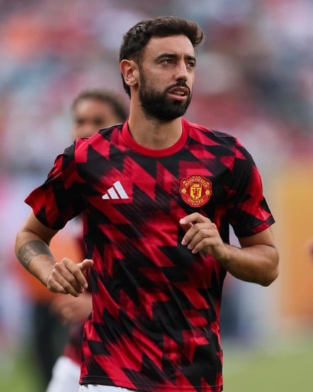 Manchester United e West Ham protagonizam um duelo de peso neste sábado (26), em amistoso internacional que faz parte da pré-temporada 2025/2026