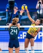 As seleções já se enfrentaram duas vezes em edições anteriores do Mundial, e o Brasil venceu ambas por 3 sets a 0 — em 2014 e 2018