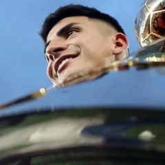 Após o fim do empréstimo ao Lyon, Thiago Almada voltou a ser, contratualmente, jogador do Botafogo.