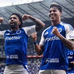 O Cruzeiro goleou o Juventude por 4 a 0 no Estádio do Mineirão, neste domingo (19), pela 15ª rodada do Brasileirão.