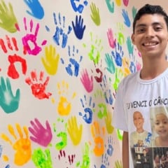 Hoje, curado, ele sonha com o futuro: voltar a estudar e seguir praticando seu esporte favorito, o vôlei.